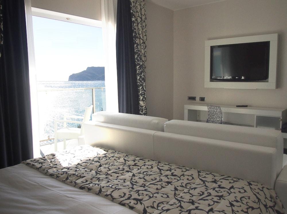 Best Western Hotel Acqua Novella Spotorno Luaran gambar