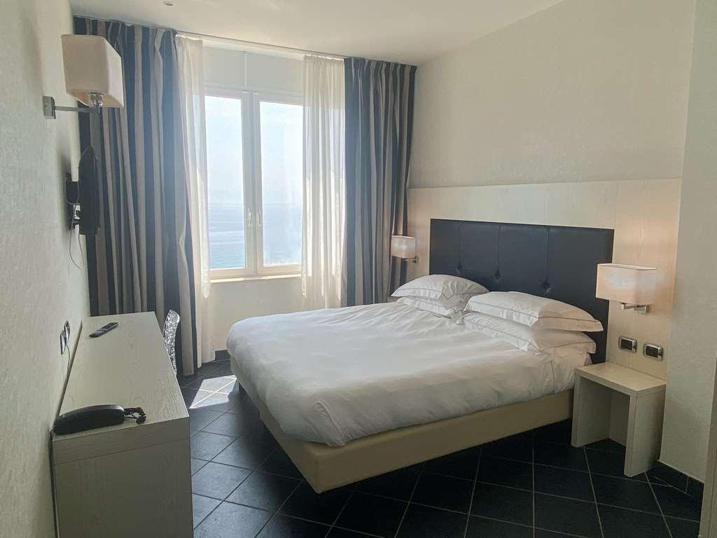 Best Western Hotel Acqua Novella Spotorno Bilik gambar
